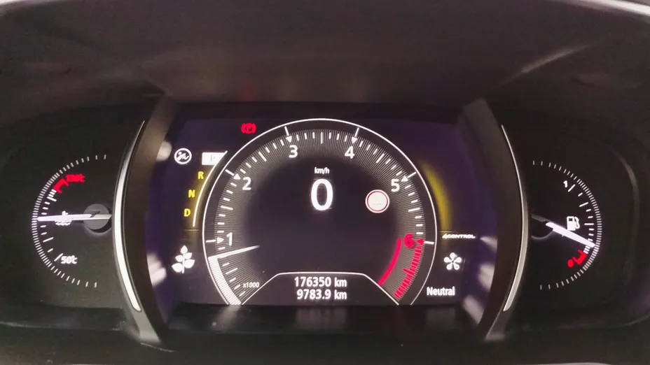 RENAULT Talisman Talisman 1.8 TCe FAP Initiale Paris EDC