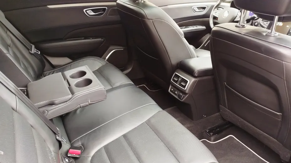 RENAULT Talisman Talisman 1.8 TCe FAP Initiale Paris EDC