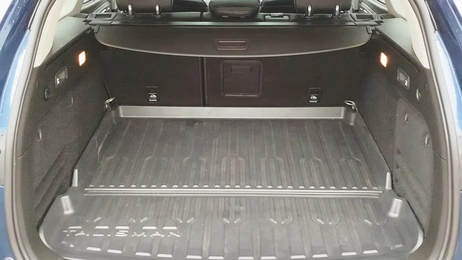 RENAULT Talisman Talisman 1.8 TCe FAP Initiale Paris EDC