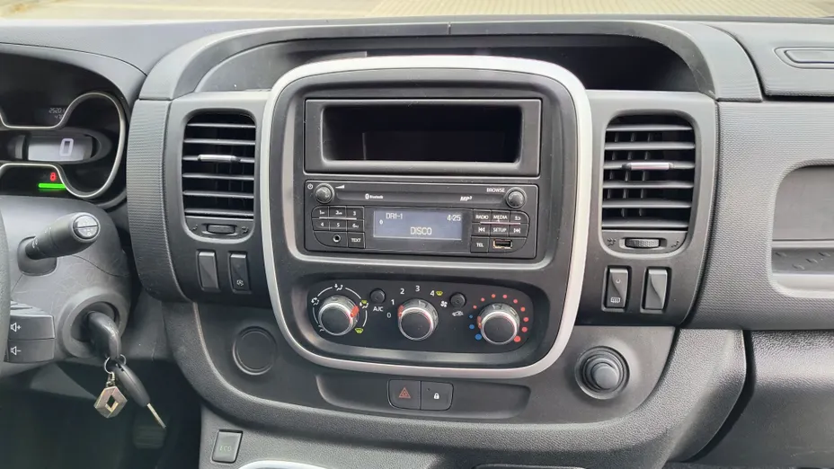 RENAULT Trafic Trafic 2.0 dCi L1H1 Business