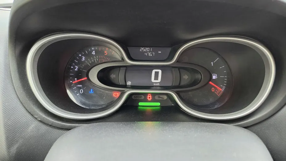 RENAULT Trafic Trafic 2.0 dCi L1H1 Business