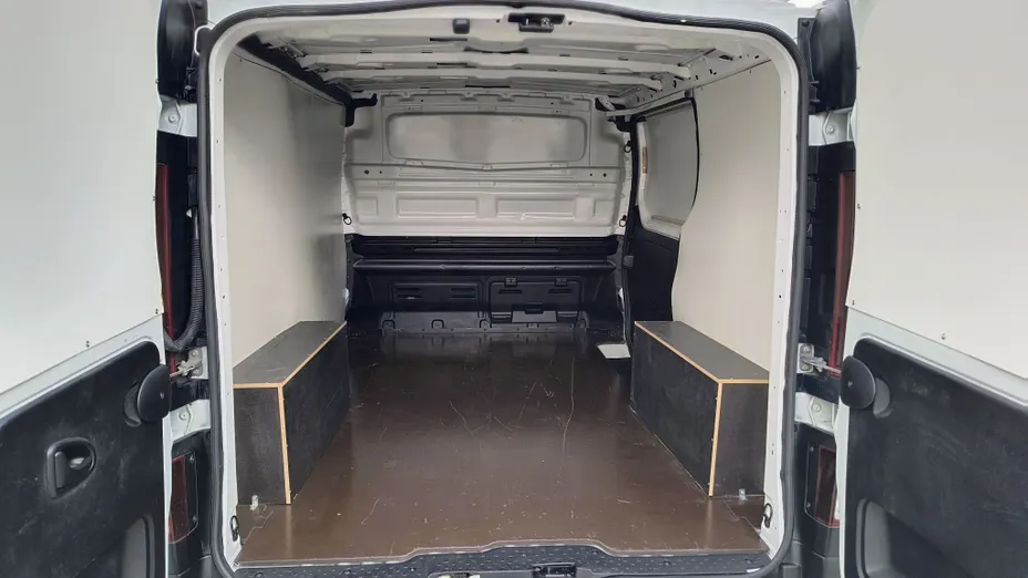 RENAULT Trafic Trafic 2.0 dCi L1H1 Business