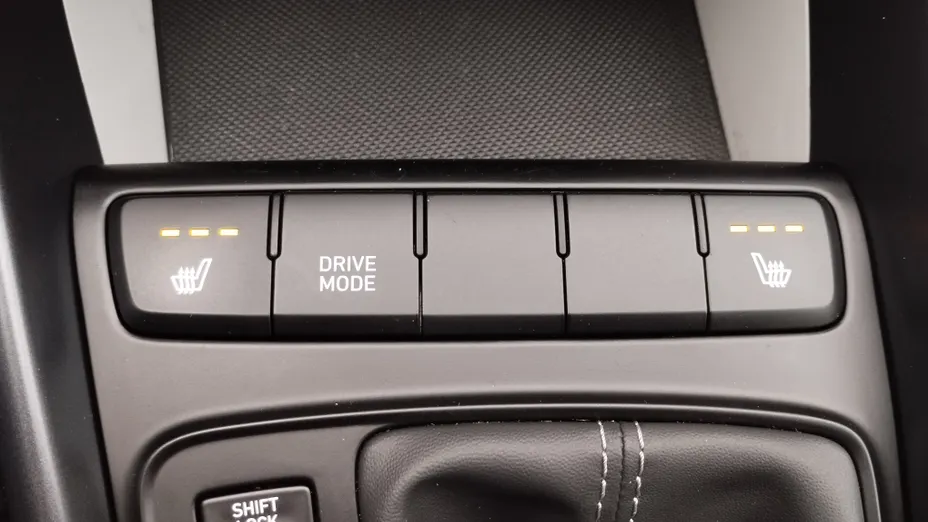 HYUNDAI i20 i20 1.0 T-GDi Modern DCT