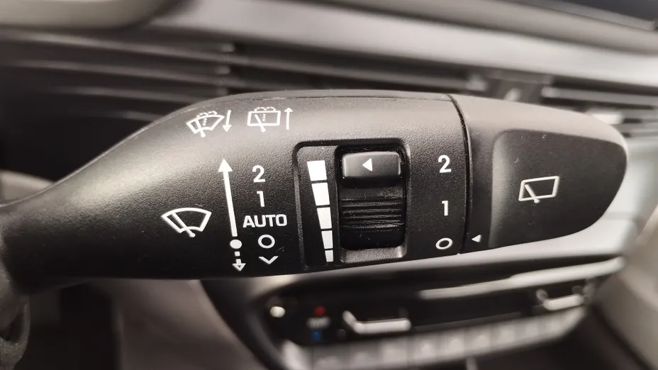 HYUNDAI i20 i20 1.0 T-GDi Modern DCT