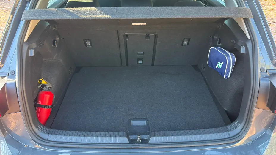 VOLKSWAGEN Golf Golf VIII 1.0 TSI Life