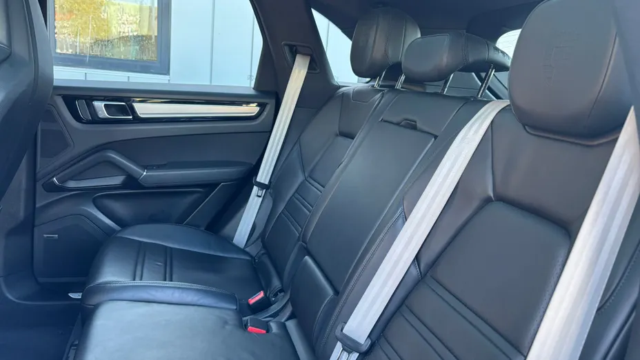 PORSCHE Cayenne Cayenne Platinum Edition