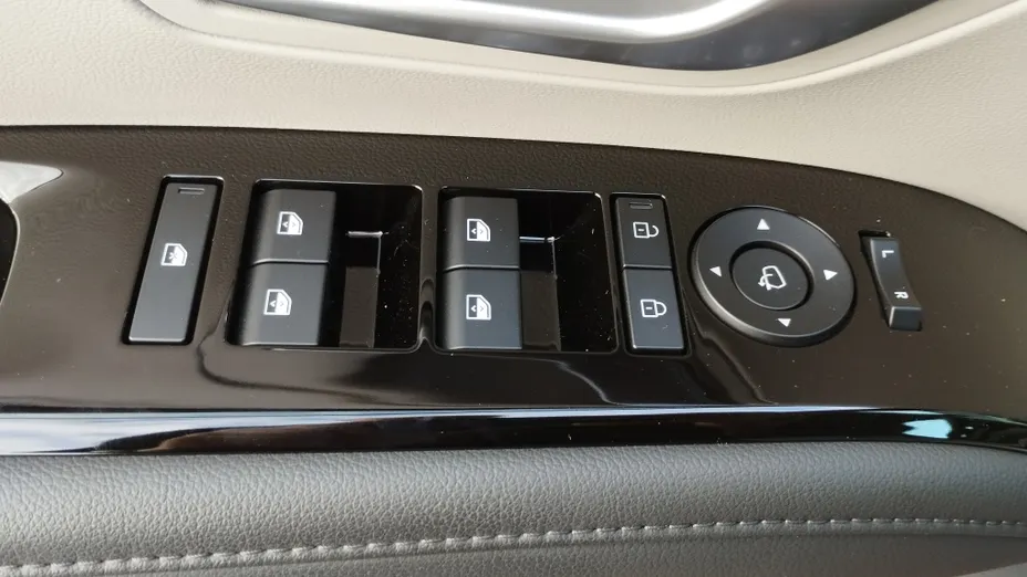 HYUNDAI Tucson Tucson 1.6 T-GDi HEV Platinum 2WD aut