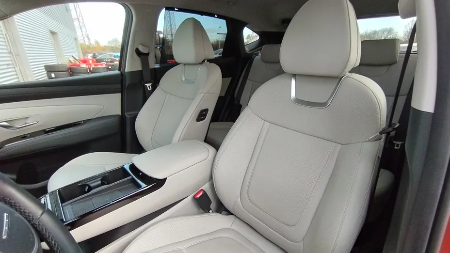 HYUNDAI Tucson Tucson 1.6 T-GDi HEV Platinum 2WD aut