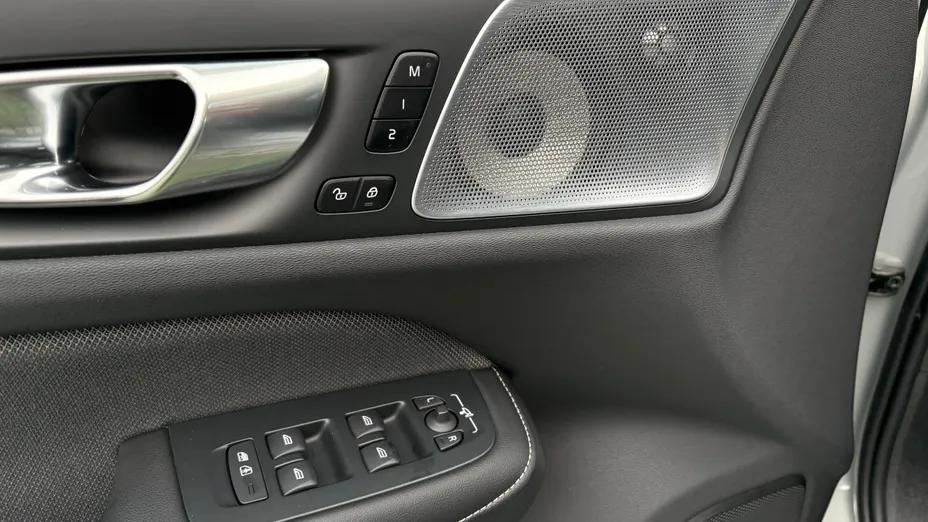 VOLVO S60 S60 B5 B AWD Ultimate Dark aut