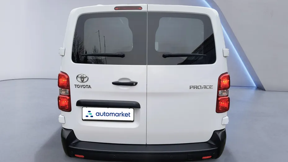 TOYOTA Proace Proace 2.0 D-4D Long 3,1t Active