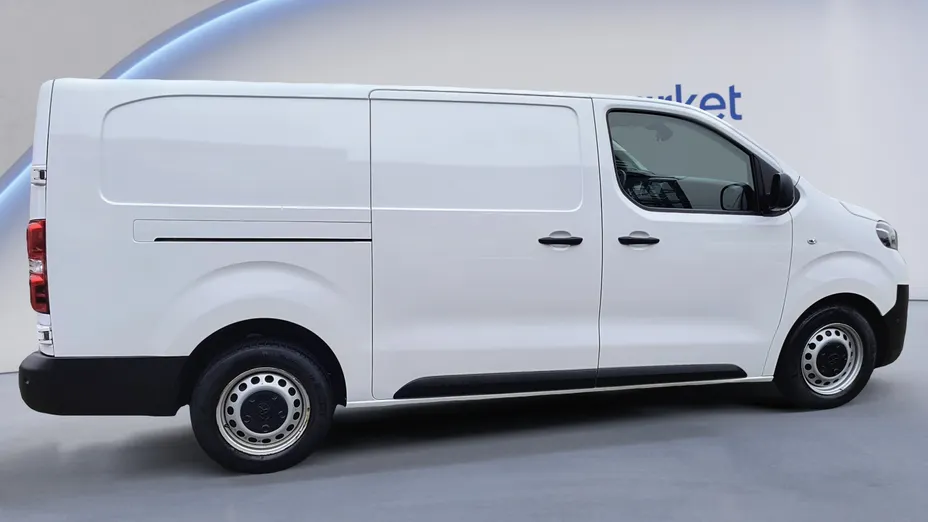 TOYOTA Proace Proace 2.0 D-4D Long 3,1t Active