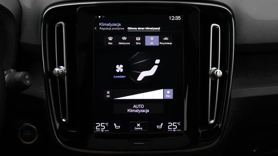 VOLVO XC40 XC40 D3 Momentum aut