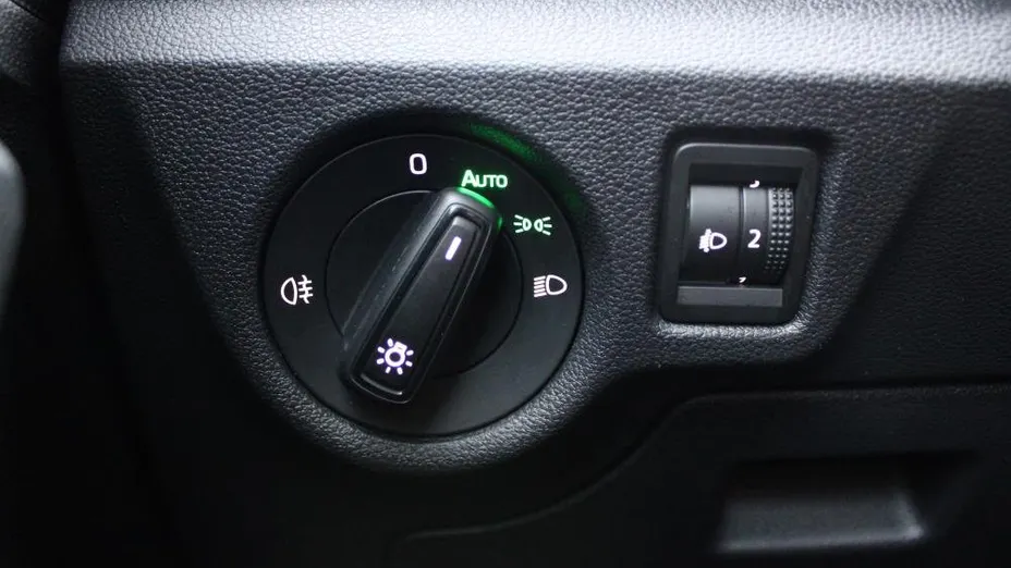 SKODA Kamiq Kamiq 1.0 TSI Active