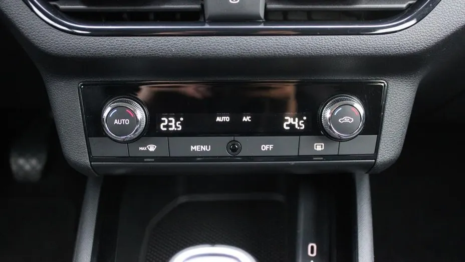 SKODA Kamiq Kamiq 1.0 TSI Active