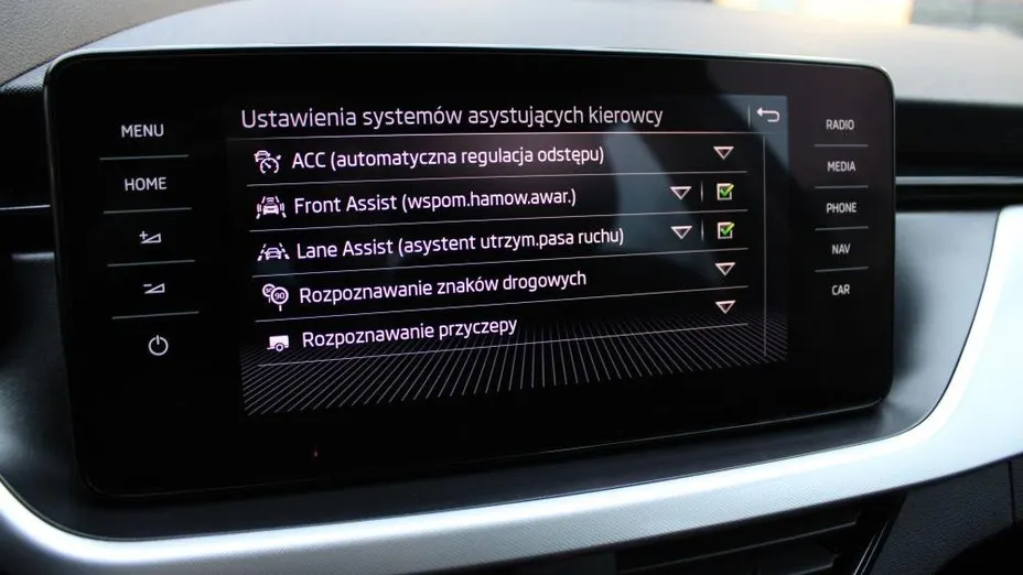 SKODA Kamiq Kamiq 1.0 TSI Active