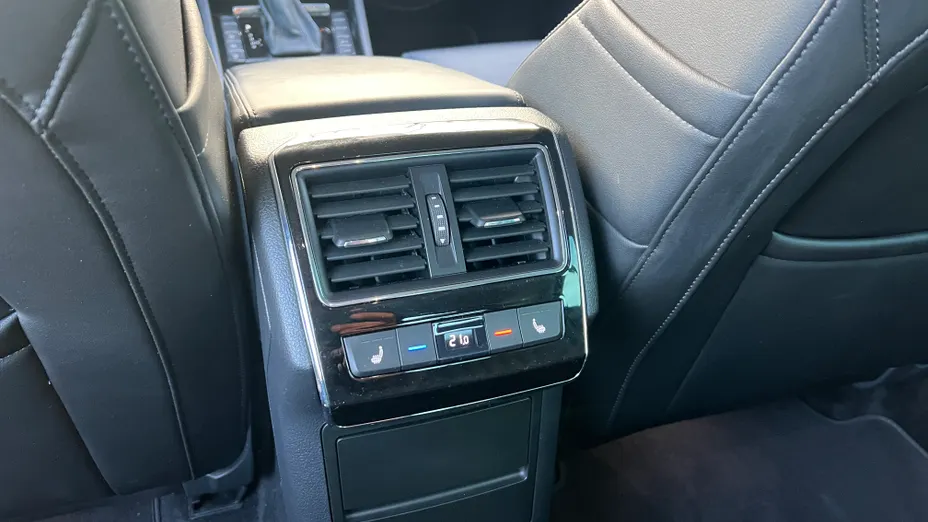 SKODA Superb Superb 2.0 TSI L&K DSG