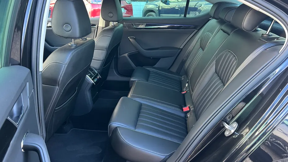 SKODA Superb Superb 2.0 TSI L&K DSG