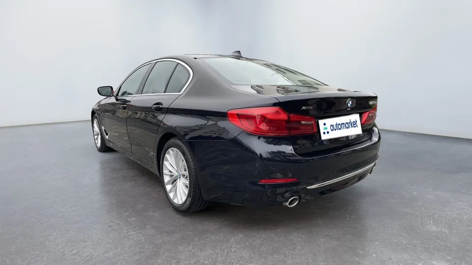 BMW Seria 5 530e iPerformance xDrive Luxury Line sport-aut
