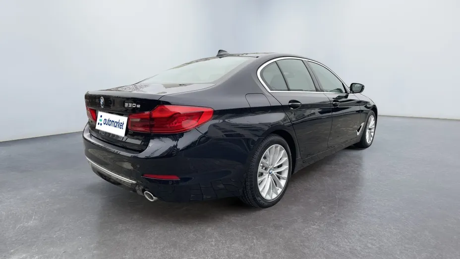 BMW Seria 5 530e iPerformance xDrive Luxury Line sport-aut