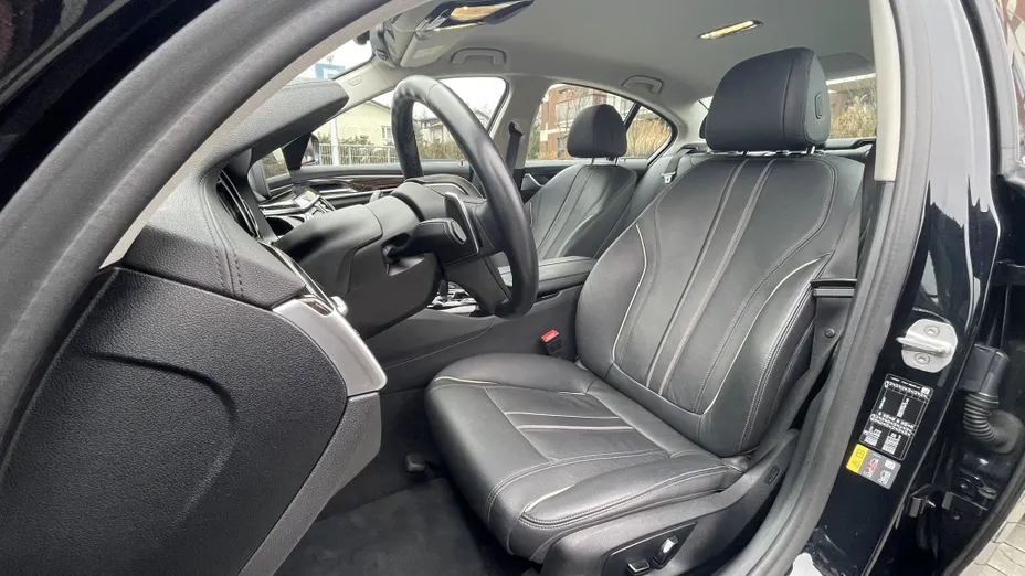 BMW Seria 5 530e iPerformance xDrive Luxury Line sport-aut