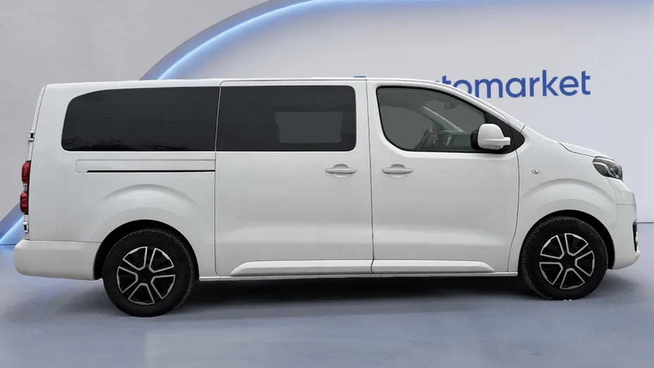 TOYOTA Proace Verso Proace Verso 2.0 D4-D Compact Business