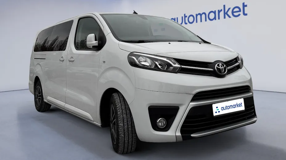 TOYOTA Proace Verso Proace Verso 2.0 D4-D Compact Business