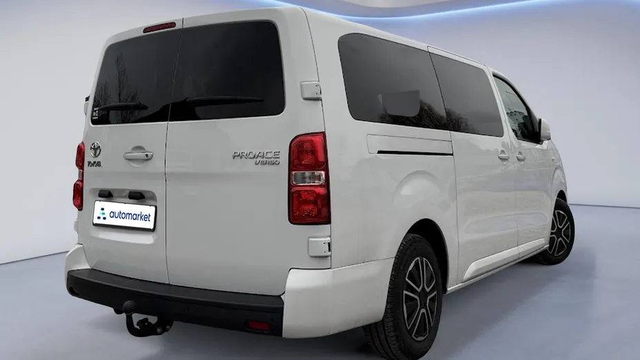 TOYOTA Proace Verso Proace Verso 2.0 D4-D Compact Business