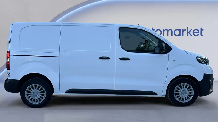 TOYOTA Proace Proace 2.0 D-4D Medium 3,1t Active