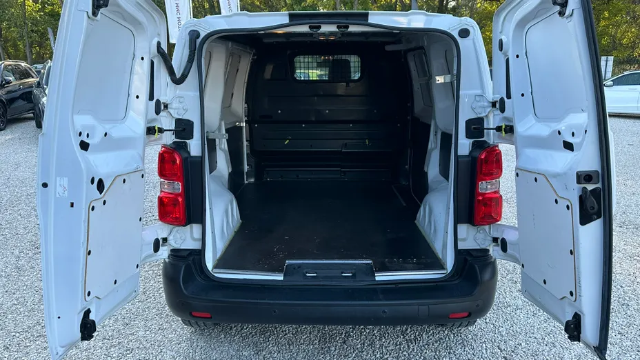 TOYOTA Proace Proace 2.0 D-4D Medium 3,1t Active