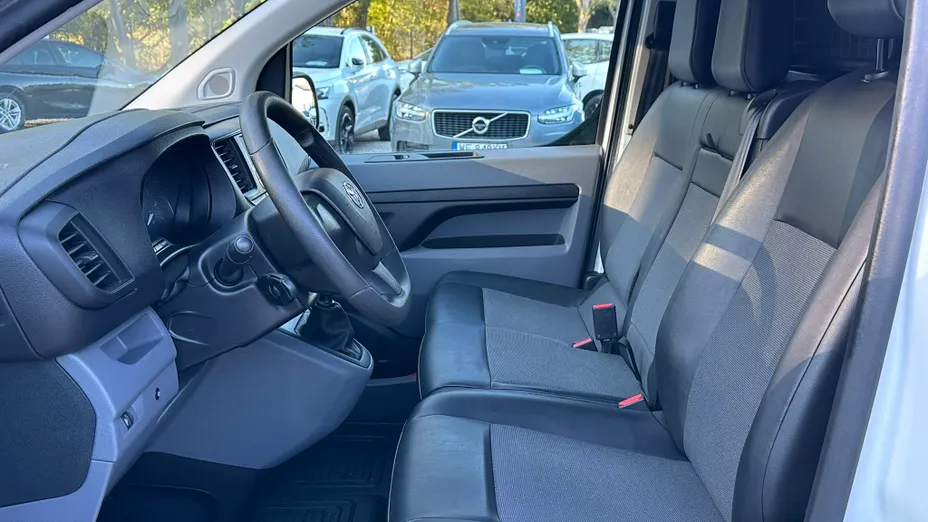 TOYOTA Proace Proace 2.0 D-4D Medium 3,1t Active