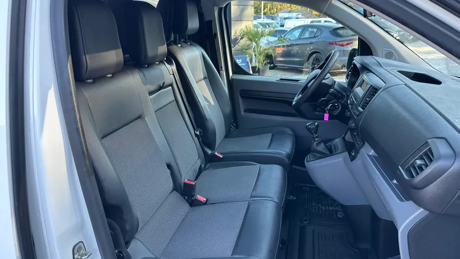 TOYOTA Proace Proace 2.0 D-4D Medium 3,1t Active