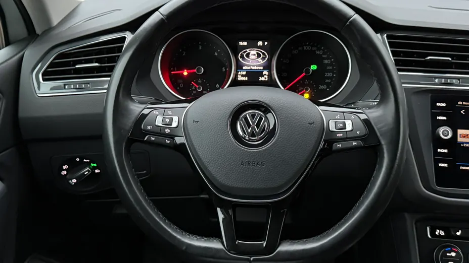 VOLKSWAGEN Tiguan Tiguan Allspace 2.0 TDI 4Mot. SCR Comfortline 7os.