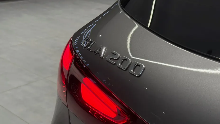 MERCEDES-BENZ GLA GLA 200 AMG Line