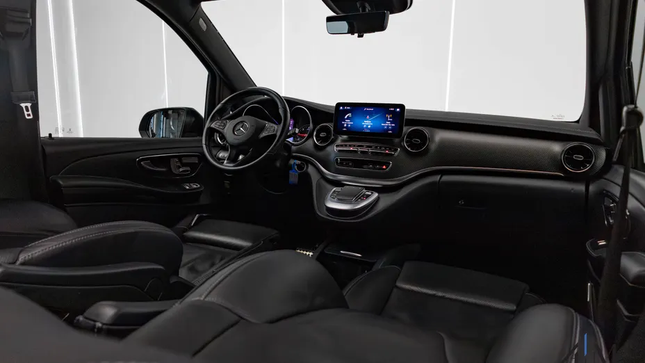 MERCEDES-BENZ V Klasa V 300 d 4-Matic Avantgarde 9G-Tronic (długi)