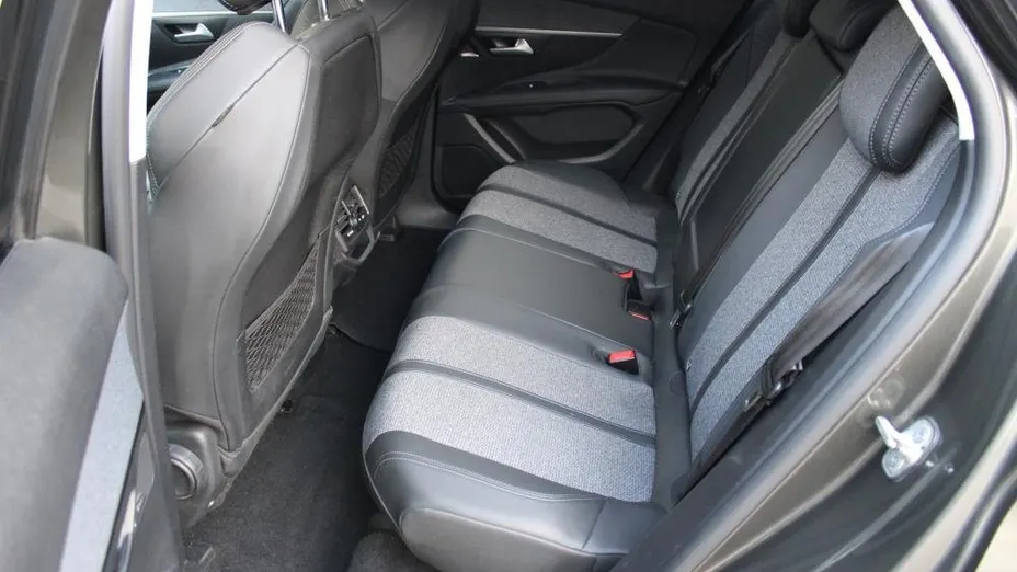 PEUGEOT 3008 3008 1.6 PureTech GPF Allure S&S EAT8