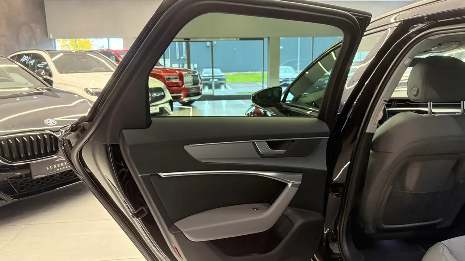 AUDI A6 A6 55 TFSI e PHEV Quattro S Line S tronic