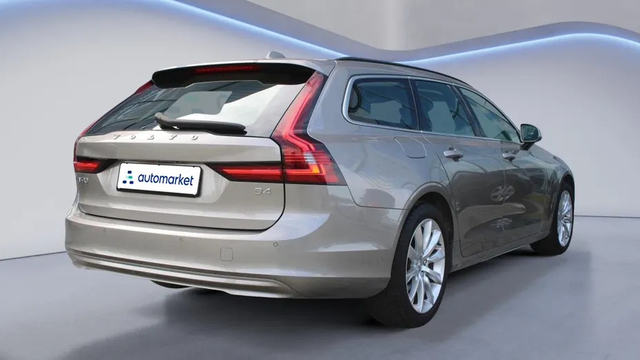 VOLVO V90 V90 B4 D Momentum Pro aut