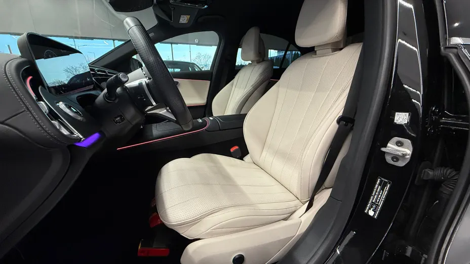 MERCEDES-BENZ E Klasa E 220 d 4-Matic AMG