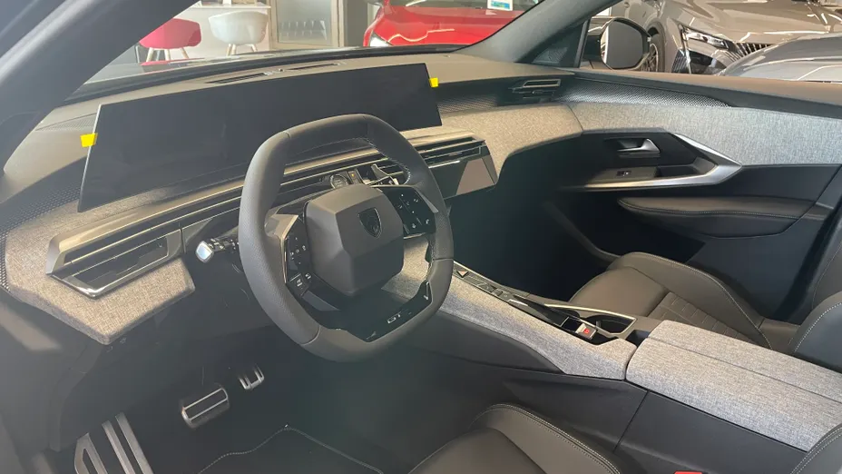 PEUGEOT 5008 5008 1.2 PureTech mHEV GT S&S e-DCS6 Nowy