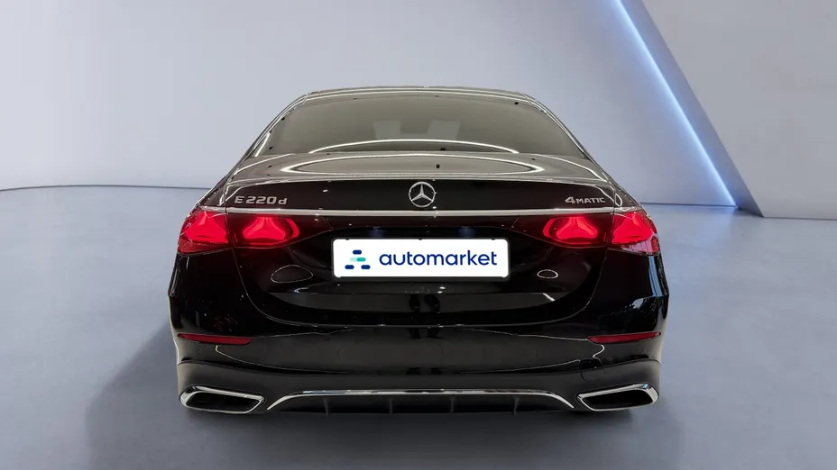 MERCEDES-BENZ E Klasa E 220 d 4-Matic AMG