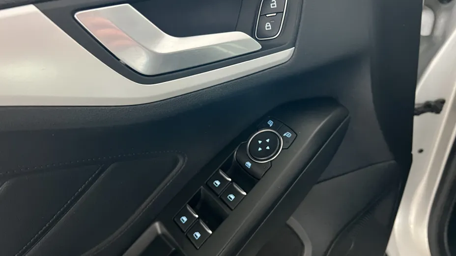 FORD Focus Focus 1.0 EcoBoost Titanium ASS