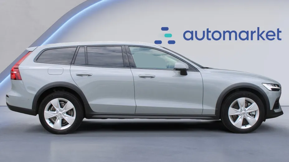 VOLVO V60 V60 CC Core B4 D AWD aut