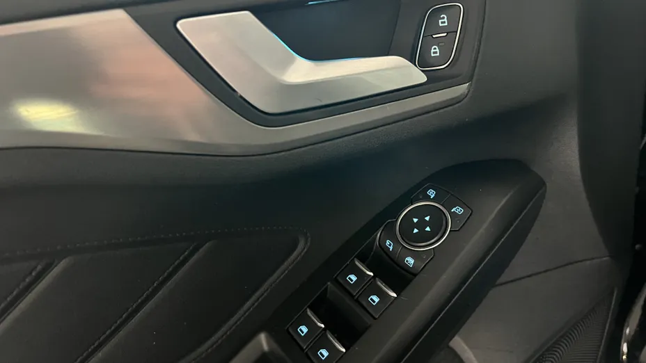FORD Focus Focus 1.0 EcoBoost Titanium ASS