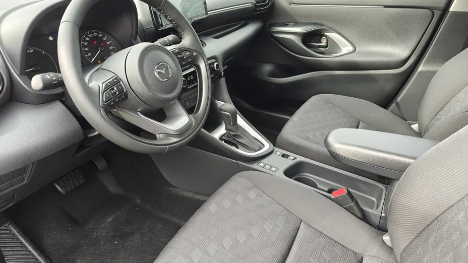 MAZDA 2 2 1.5 Hybrid Centre Line CVT Nowy