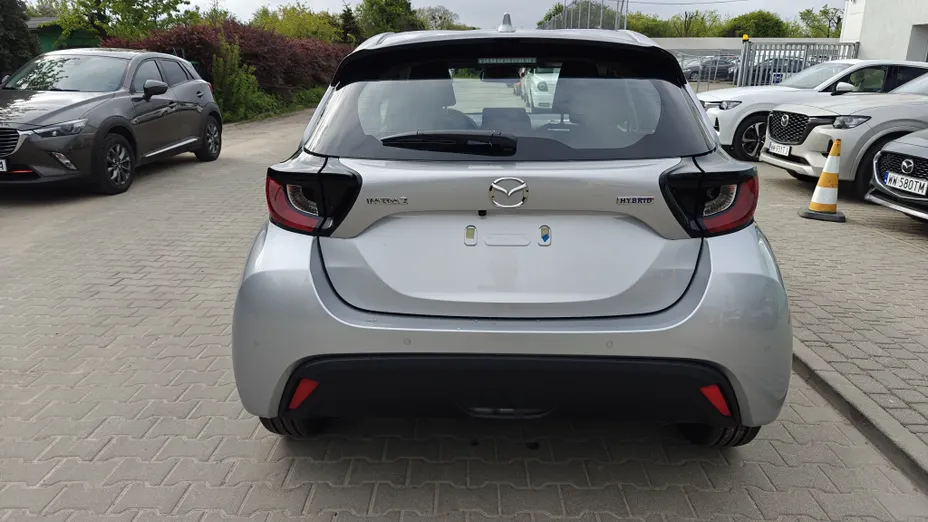 MAZDA 2 2 1.5 Hybrid Centre Line CVT Nowy