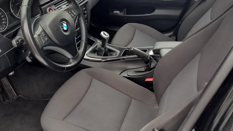 BMW Seria 3 318i Aut.