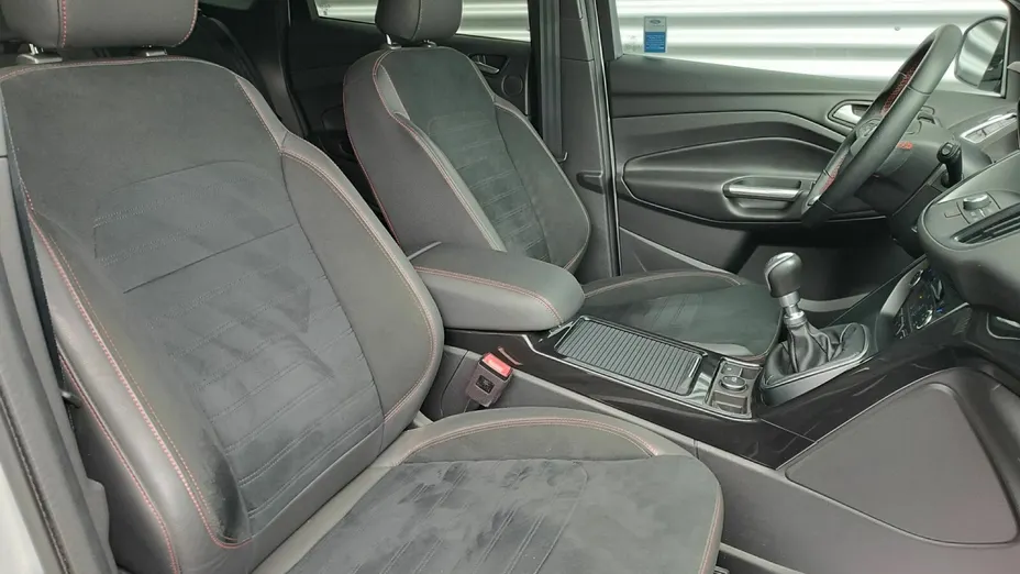 FORD Kuga Kuga 1.5 EcoBoost FWD ST-Line ASS