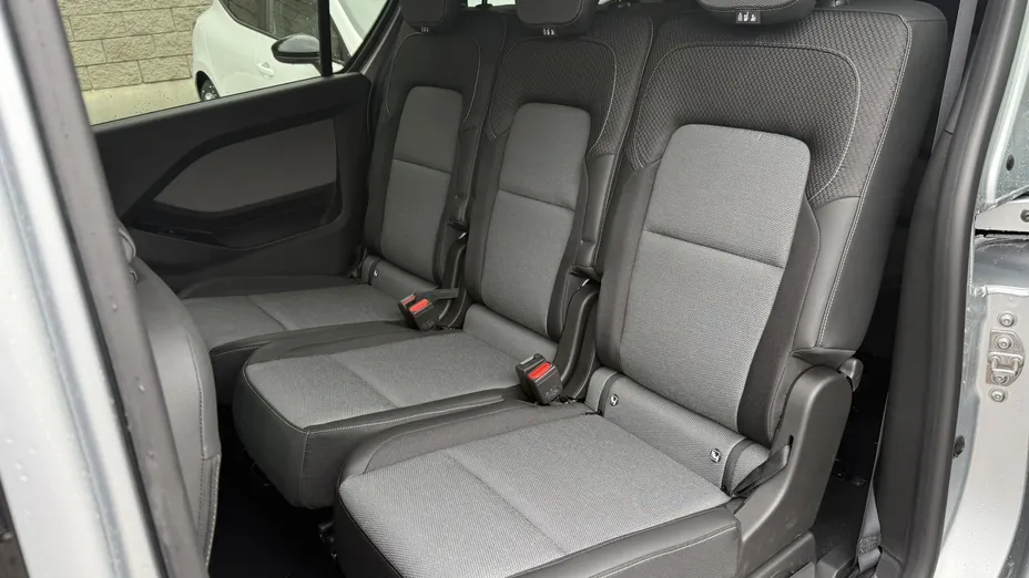 RENAULT Kangoo Kangoo Grand 1.3 TCe Techno EDC Nowy