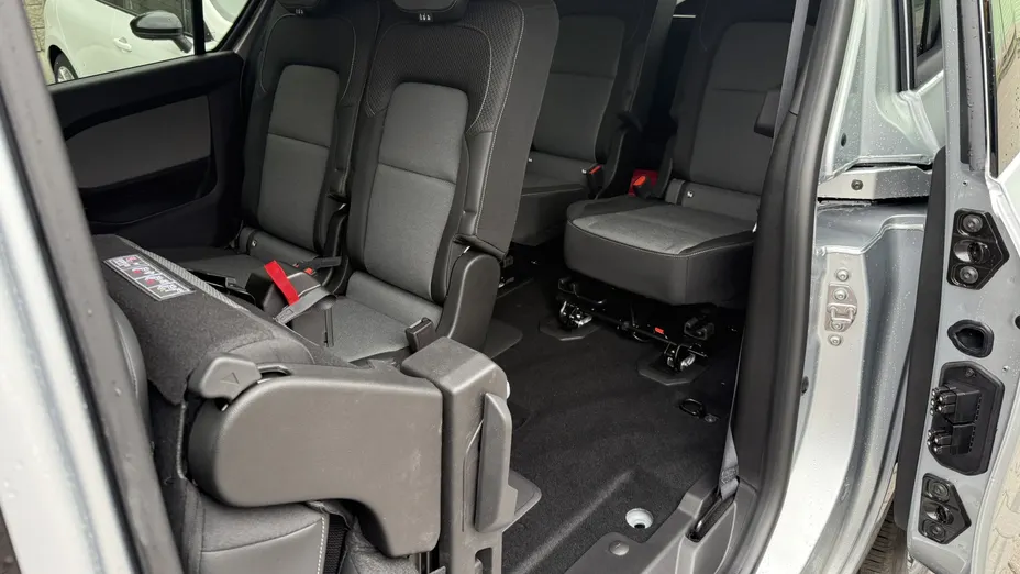 RENAULT Kangoo Kangoo Grand 1.3 TCe Techno EDC Nowy