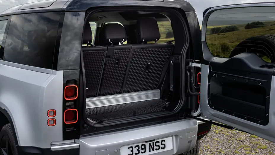 LAND ROVER Defender Defender 90 3.0 D250 mHEV X-Dynamic SE Nowy